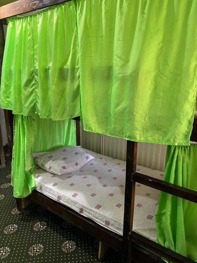 Anisa- Hostel Dusjanbe Eksteriør billede