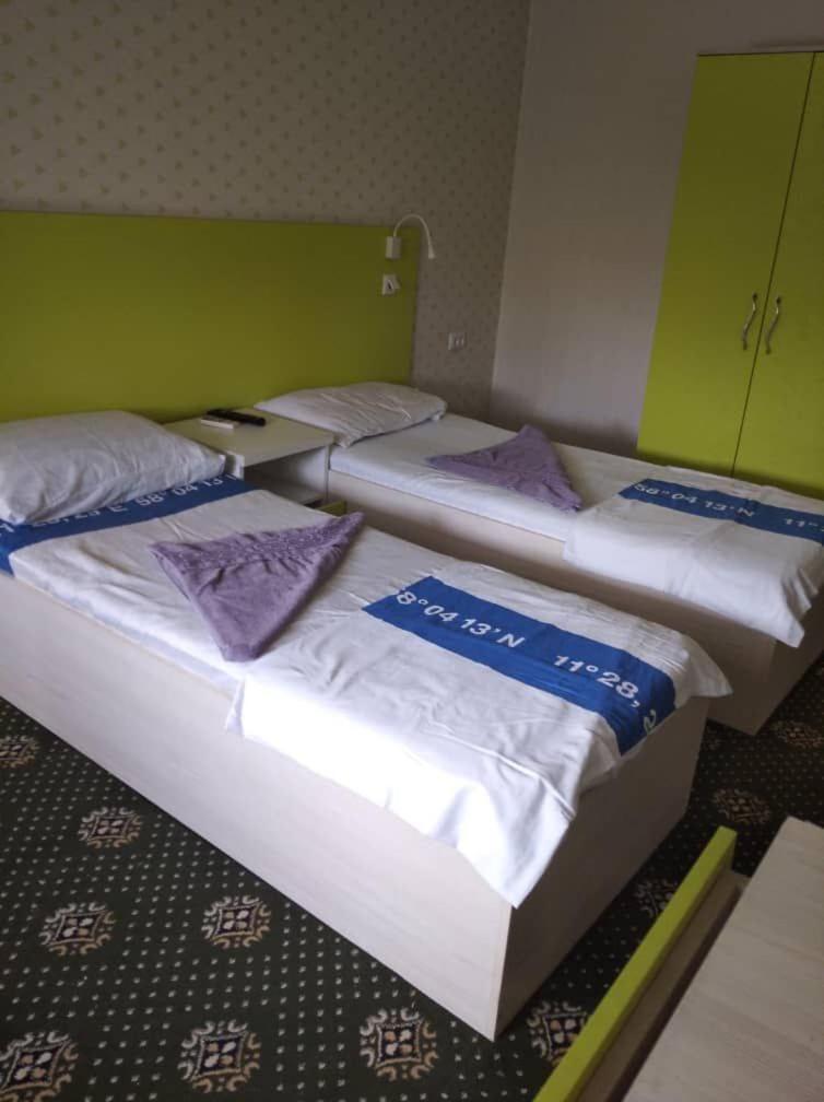 Anisa- Hostel Dusjanbe Eksteriør billede